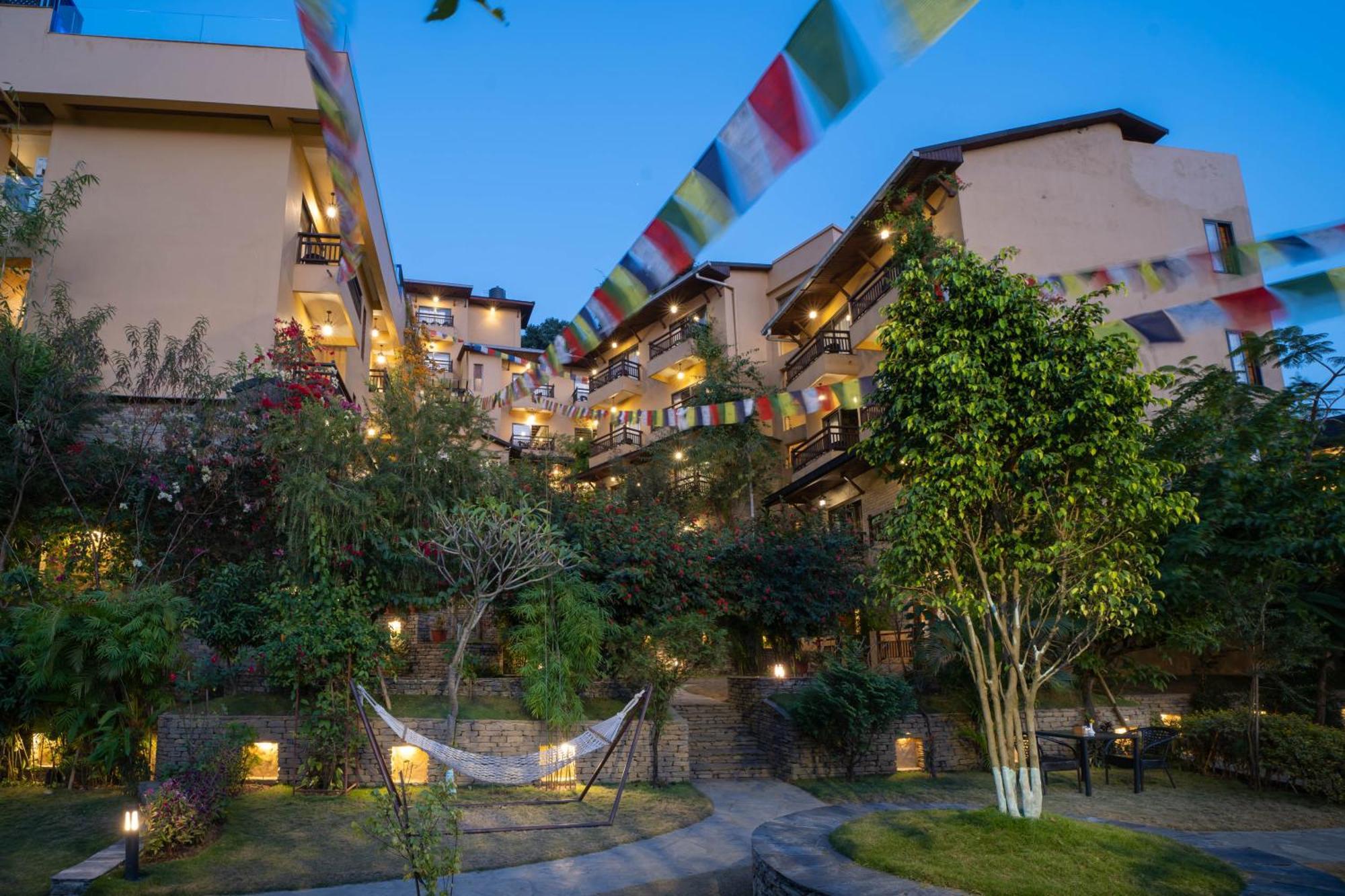 Bar Peepal 5*