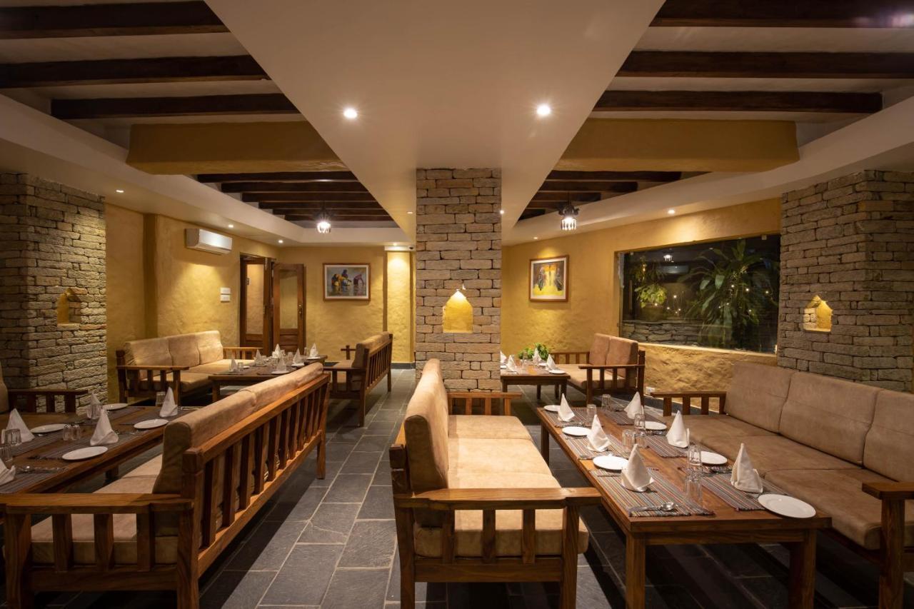 Bar Peepal