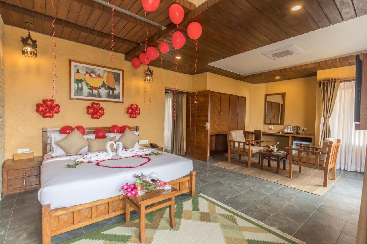 Resort Bar Peepal Pokhara