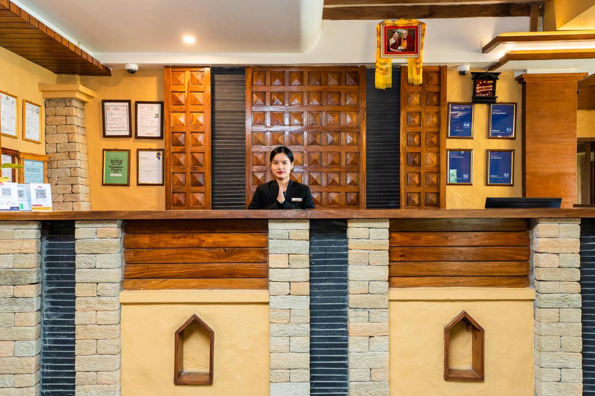 Bar Peepal 5*